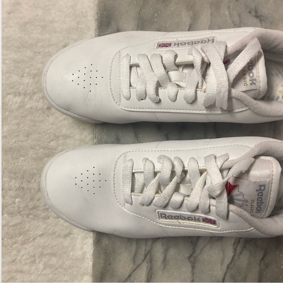 Reebok Princess Classic Sneaker Size 7.5 White Runners - Picture 5 of 10